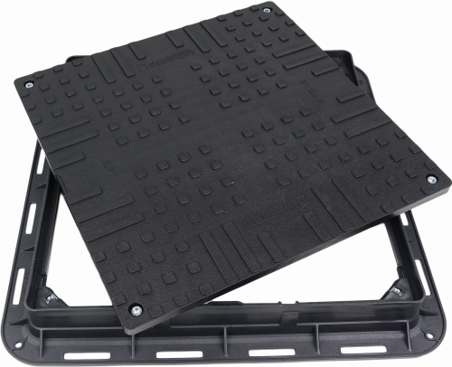 Właz 70x70(60x60)cm plastikowy kwadratowy czarny A15
