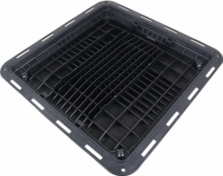 Właz 70x70(60x60)cm plastikowy kwadratowy czarny A15