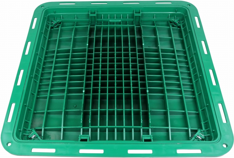 Właz 70x70(60x60)cm plastikowy kwadratowy zielony A15