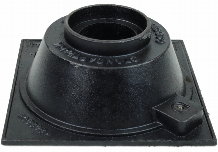Wpust Posadzkowy 250x250 żeliwny klasa M125 odpływ pionowy DN110