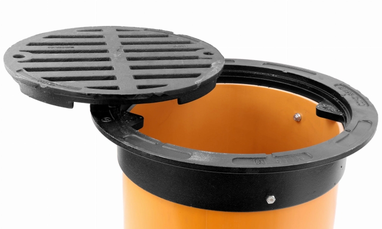 Wpust żeliwny D400 z teleskopem 396mm (na rurę trzonową 425mm)