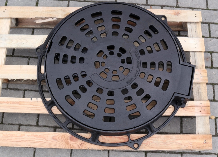 Właz Ażurowy (Wpust) Ø600 DN600 60cm (805mm) D400 żeliwny zawias zatrzask Pokrywa Studzienki