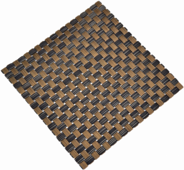 Mata Technorattan Brąz LUX 830g/m2 1x3m