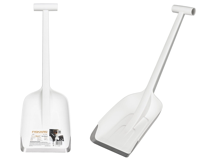 fiskars_snow_expert_szufla_do_sniegu_samochodowa_1019347_7_semer.jpg