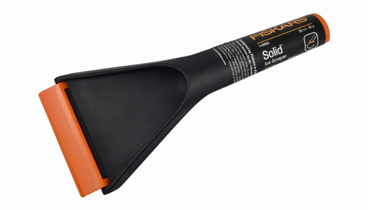 fiskars_skrobaczka_do_szyb_143063_2_semer.jpg
